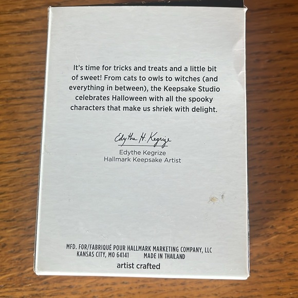 Hallmark 2021 Spooky Vulture Ornament - Picture 4 of 4